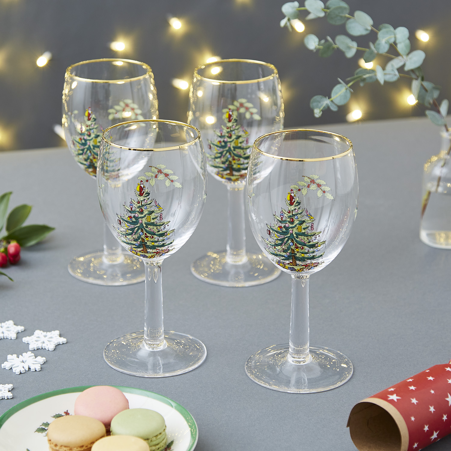 Christmas Wine Glasses (set of 4!)